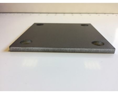 Platine carrée percée 100x100x5 en lots